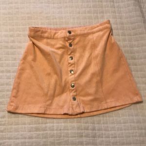 Forever 21 girl’s pink snap front skirt.